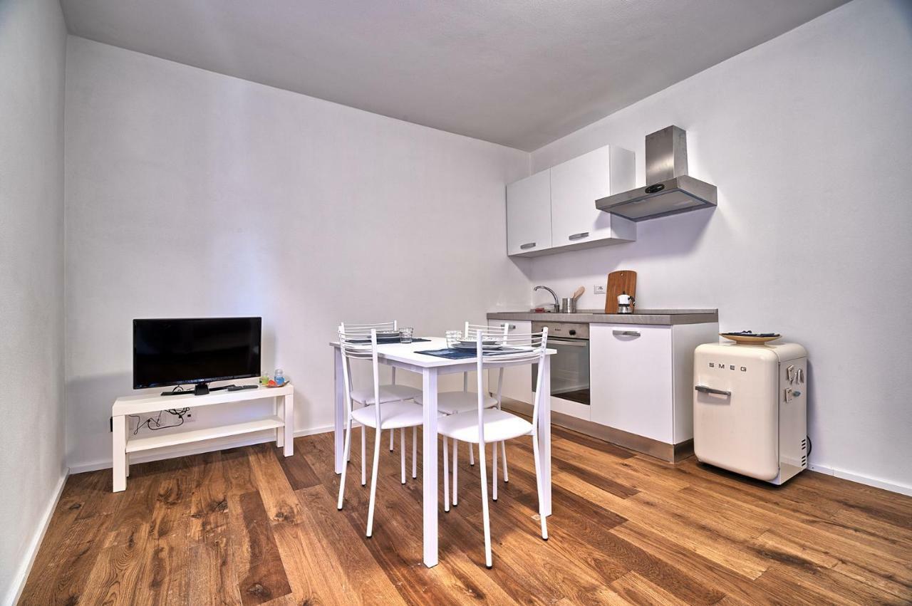 Marina Apartments Colico Exteriér fotografie